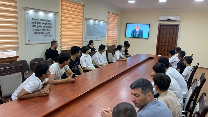 Salyanda “Ordum varsa, yurdum var” adlı görüş keçirildi — FOTOLAR Salyanda “Ordum varsa, yurdum var” adlı görüş keçirildi — FOTOLAR