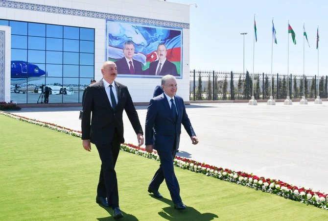 Prezidentin Özbəkistana dövlət səfəri başa çatdı — FOTOLAR