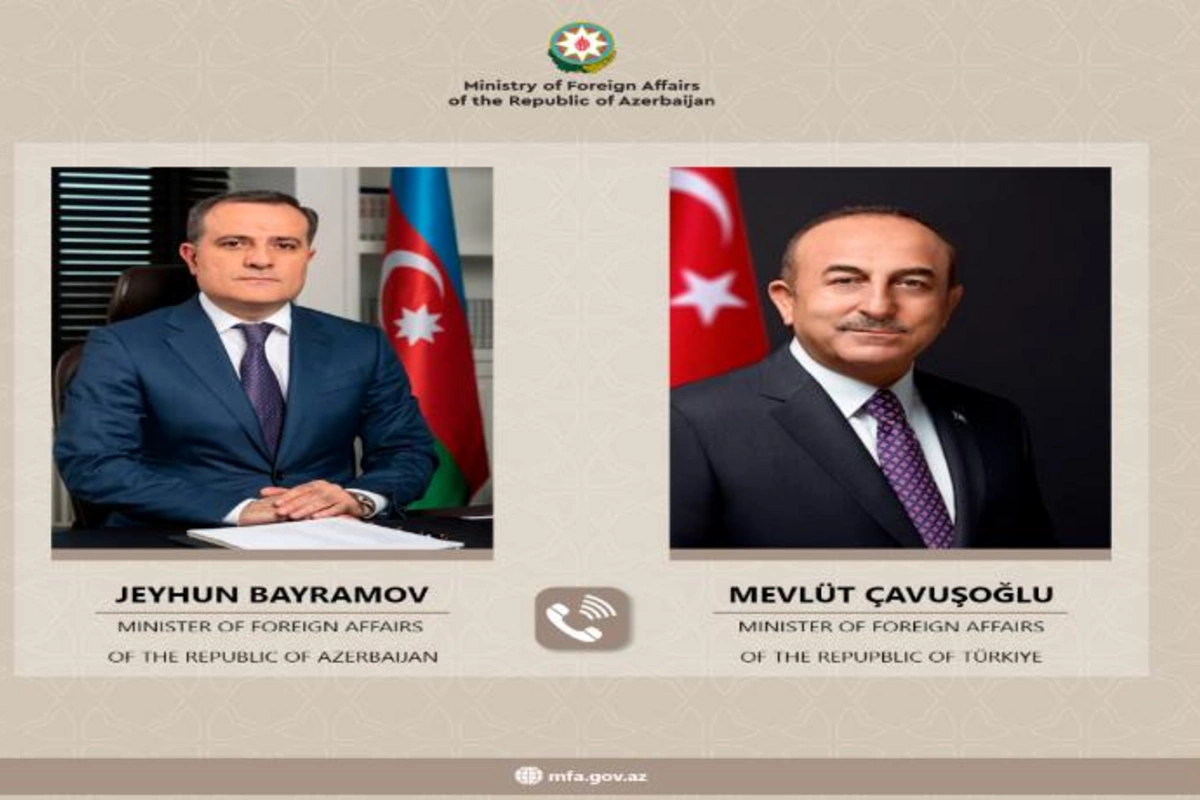 Ceyhun Bayramov Mövlud Çavuşoğlu ilə danışdı
