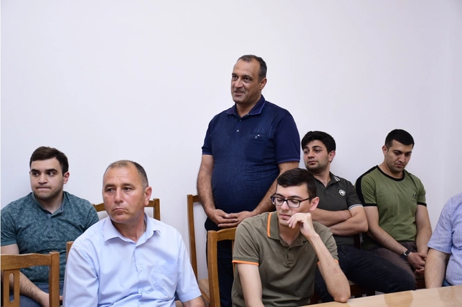 Xarıbülbül qoxulu Silahlı Qüvvələr Günü... — FOTOLAR