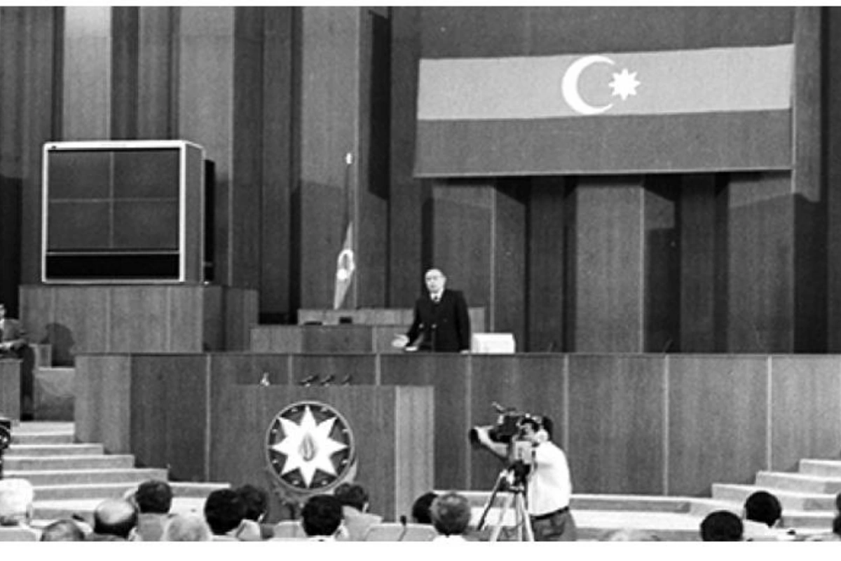 Böyük Yolun davamının uğurlu nəticəsi bugünkü qalib Azərbaycandır — FOTOLAR