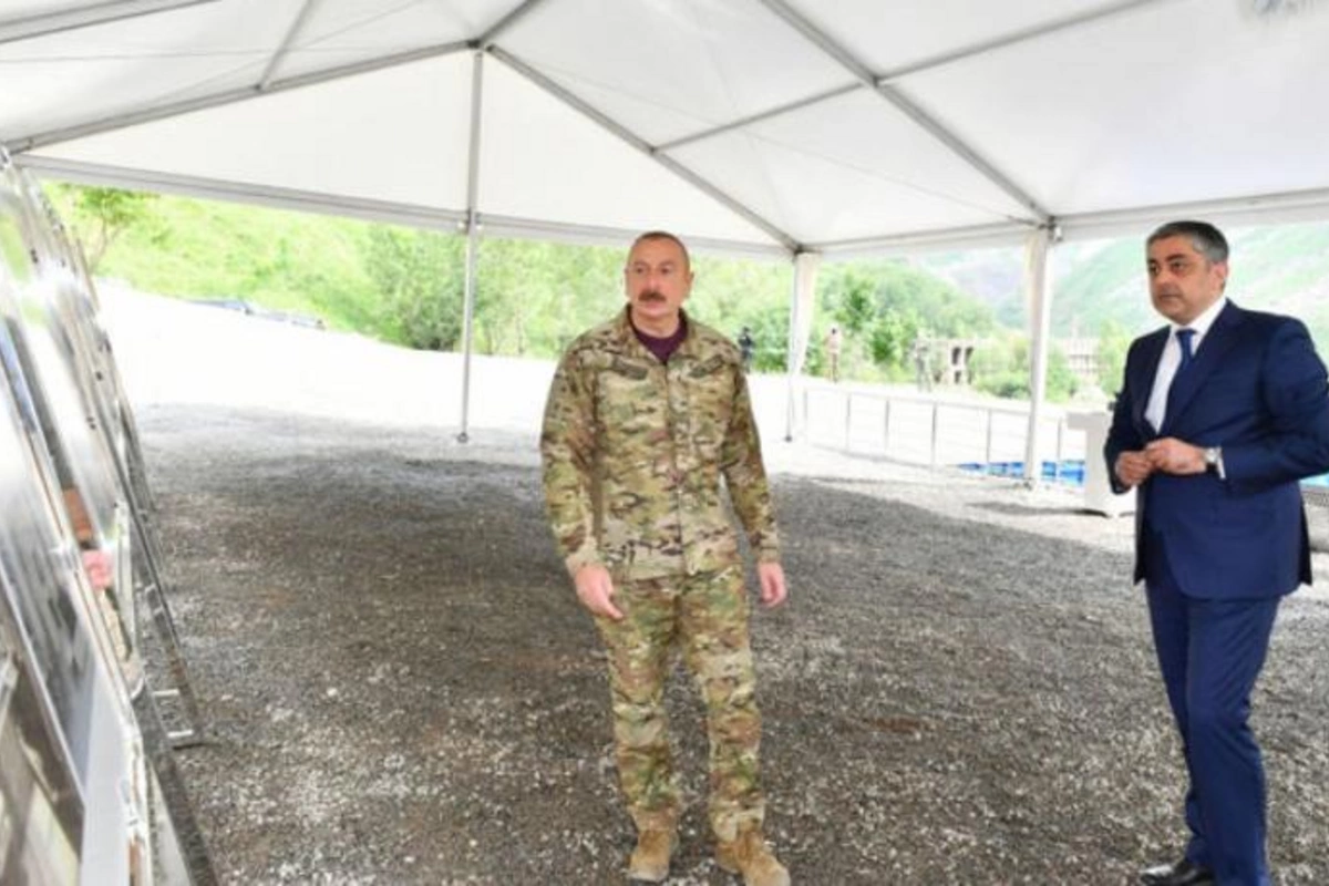 Prezidentə Kəlbəcərin baş planı təqdim edildi