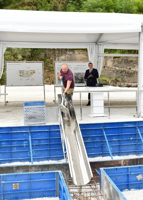 Kəlbəcərdə “İstisu” mineral su zavodunun təməli qoyuldu — FOTOLAR Kəlbəcərdə “İstisu” mineral su zavodunun təməli qoyuldu — FOTOLAR