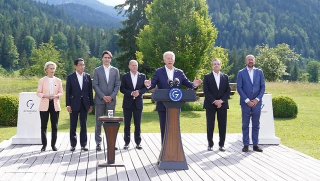 G7 liderlərinin Alp dağlarında görüşündən maraqlı FOTOLAR