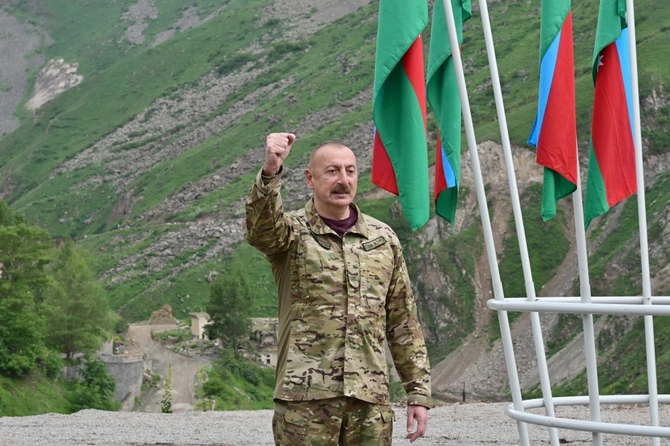 Bu xəbərlə ermənilərə növbəti zərbə vuruldu — Təməlini dövlət başçısı qoydu (FOTOLAR)
