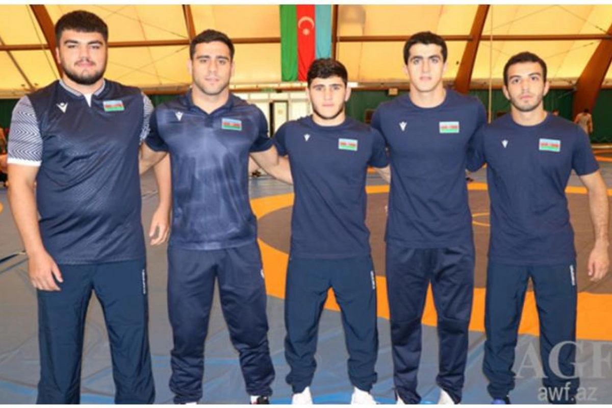 Güləşçilərimiz U-20 Avropa çempionatının finalına yüksəldilər