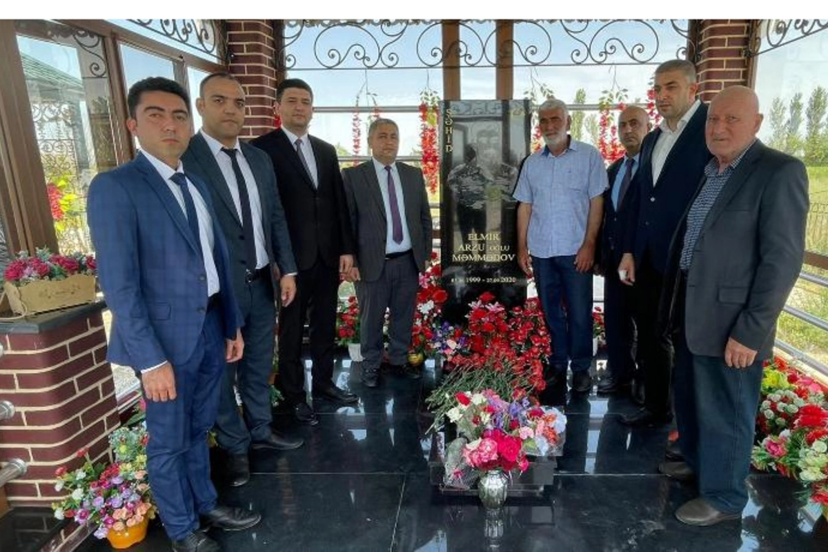 Vətən Müharibəsi şəhidinin məzarı ziyarət olundu — FOTOLAR