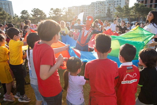 “Sun” Uşaqların Beynəlxalq Müdafiəsi Günü münasibətilə festival təşkil etdi — FOTOLAR