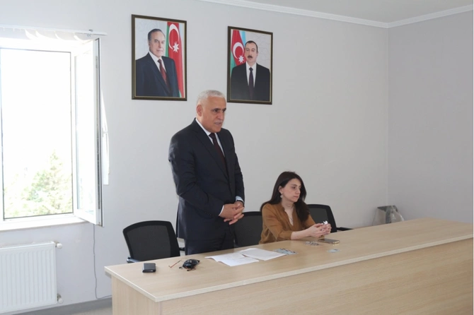 YAP Xətai rayon təşkilatının ərazi partiya təşkilatlarının fəalları ilə görüş keçirildi — FOTOLAR YAP Xətai rayon təşkilatının ərazi partiya təşkilatlarının fəalları ilə görüş keçirildi — FOTOLAR