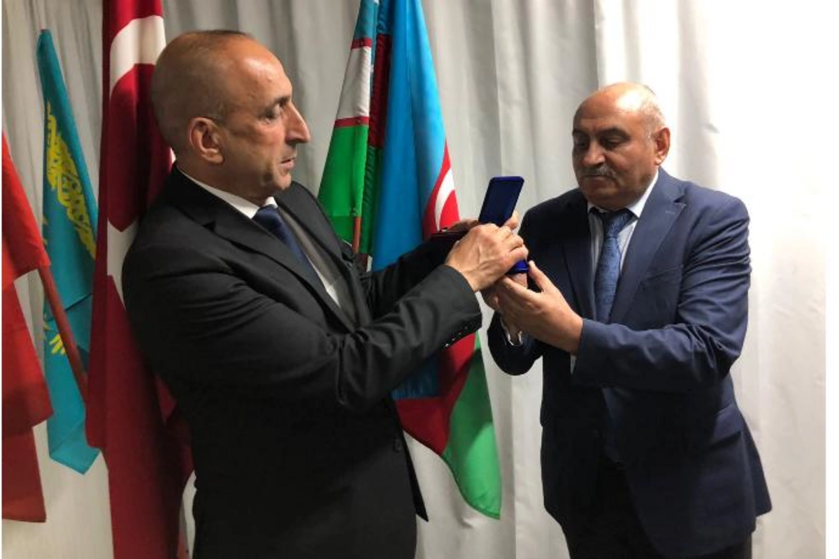 Rauf Zeyni AAK-ın xatirə medalı ilə təltif olundu — FOTOLAR