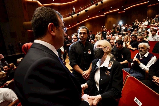 Cüneyt Arkın dəfn olundu — FOTOLAR