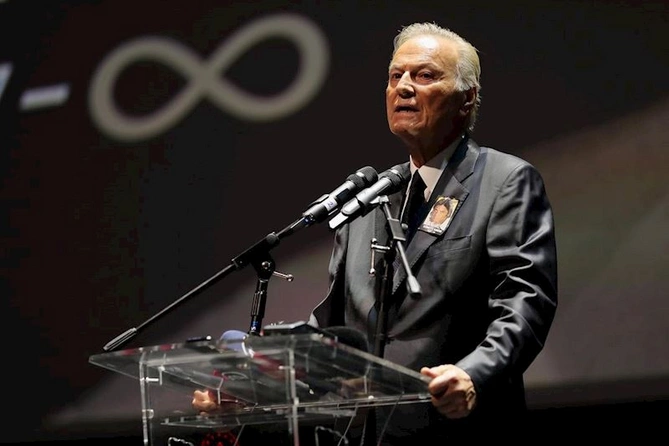 Cüneyt Arkın dəfn olundu — FOTOLAR