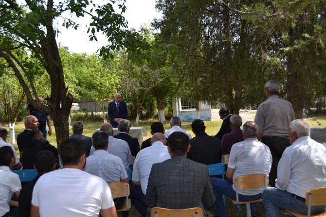 Alı Alıyev Mollaməhərrəmli kəndində vətəndaşlarla görüş keçirdi — FOTOLAR