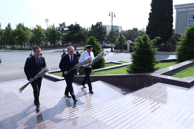 Baş prokuror Şəmkirdə vətəndaşları qəbul etdi — FOTOLAR