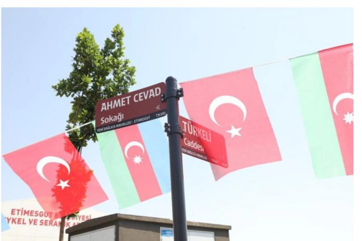 Ankarada küçələrdən birinə Əhməd Cavadın adı verildi