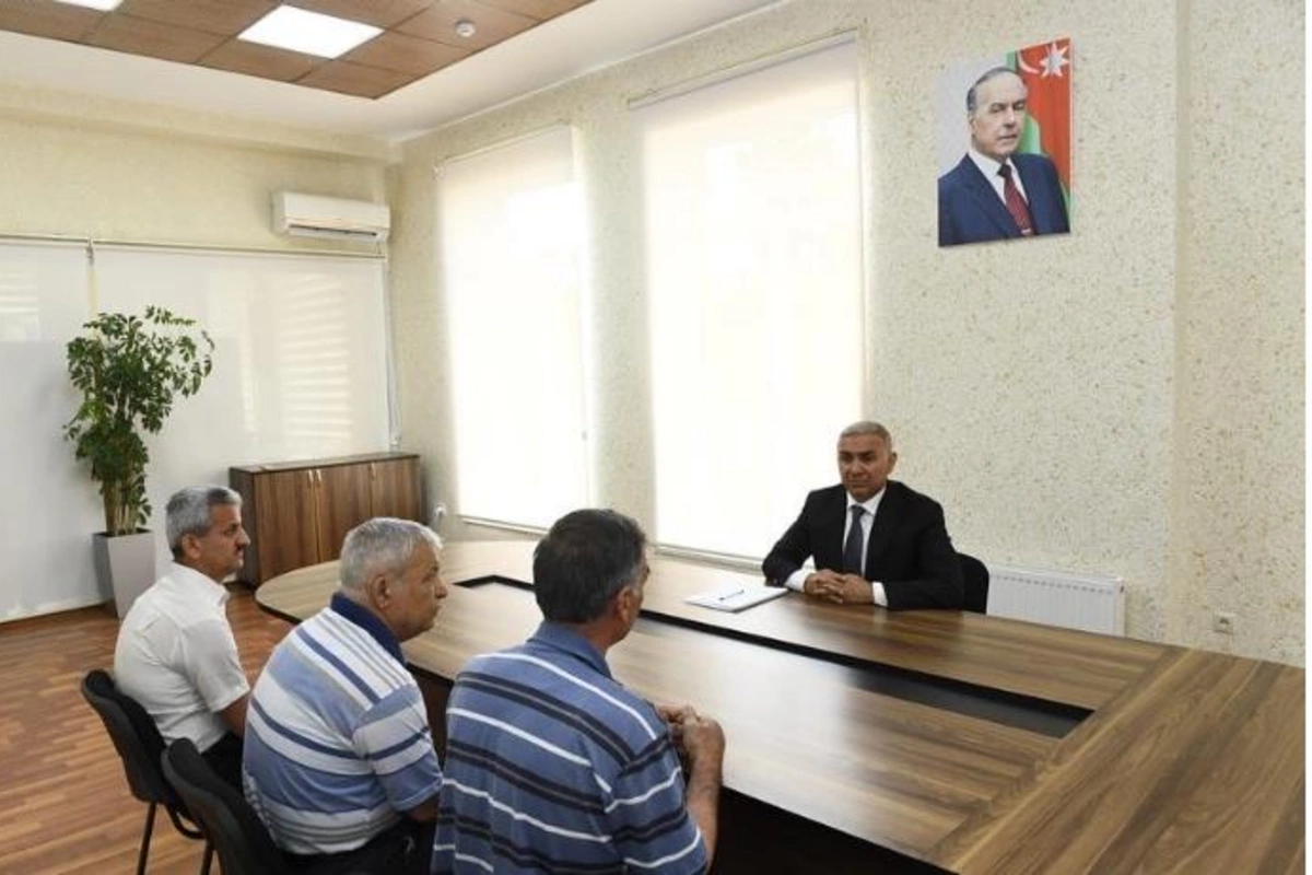 “Azərişıq” sədri Qəbələdə vətəndaşları qəbul etdi — FOTOLAR