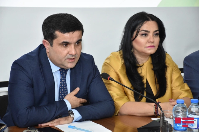 “İnsan hüquqlarının qorunması media müstəvisində” mövzusunda tədbir keçirildi — FOTOLAR