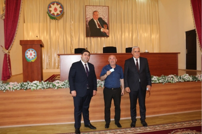 YAP-ın hər bir qərarının əsasında dövlətimizin daha da qüdrətlənməsi dayanır — FOTOLAR YAP-ın hər bir qərarının əsasında dövlətimizin daha da qüdrətlənməsi dayanır — FOTOLAR