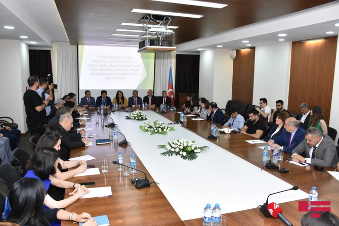 “İnsan hüquqlarının qorunması media müstəvisində” mövzusunda tədbir keçirildi — FOTOLAR