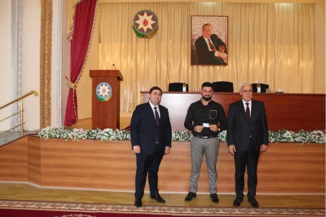 YAP-ın hər bir qərarının əsasında dövlətimizin daha da qüdrətlənməsi dayanır — FOTOLAR YAP-ın hər bir qərarının əsasında dövlətimizin daha da qüdrətlənməsi dayanır — FOTOLAR