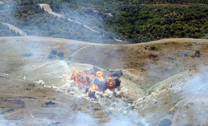 Ərdoğan Türkiyə və Azərbaycan generalları ilə birgə “Efes-2022” təlimini izlədi — FOTOLAR Ərdoğan Türkiyə və Azərbaycan generalları ilə birgə “Efes-2022” təlimini izlədi — FOTOLAR