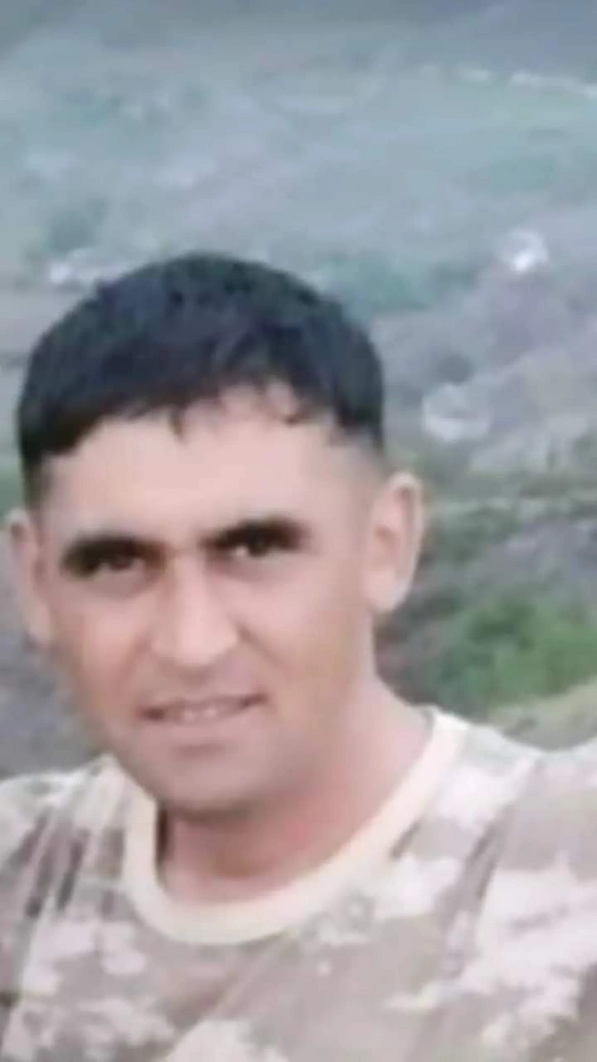 Azərbaycan ordusunun hərbçisi qəzada HƏLAK OLDU — FOTO