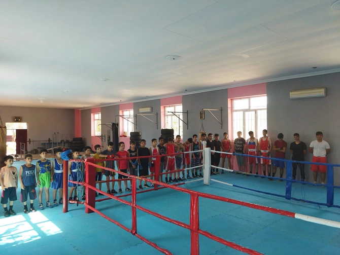 “İdman hamı üçün” layihəsi çərçivəsində “Boks hamı üçün” devizi altında nümunəvi çıxışlar — FOTOLAR