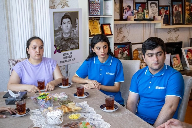 Heydər Əliyev Fondu şəhid ailələrinə Qurban bayramı münasibətilə sovqatlar göndərib — FOTO Heydər Əliyev Fondu şəhid ailələrinə Qurban bayramı münasibətilə sovqatlar göndərib — FOTO
