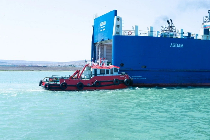 Bakı Limanı logistik şirkətlərə müasir xidmətlər və imkanlar təklif edir — FOTOLAR Bakı Limanı logistik şirkətlərə müasir xidmətlər və imkanlar təklif edir — FOTOLAR