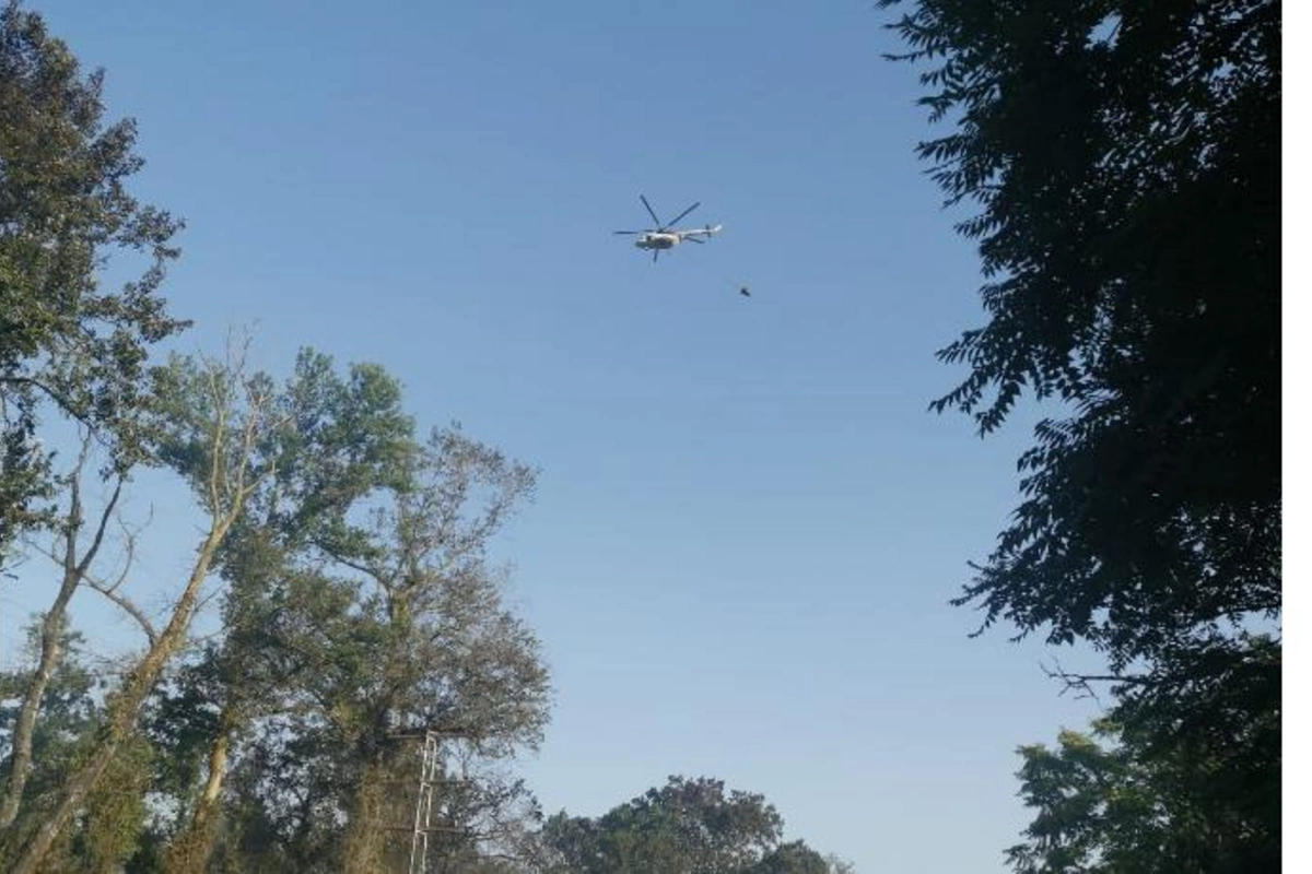 Xaçmazda yanğının söndürülməsinə iki helikopter və amfibiya tipli təyyarə cəlb olundu — YENİLƏNİB (VİDEO)