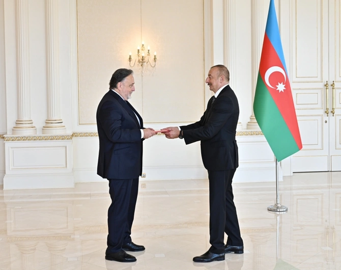 Prezident yeni səfirin etimadnaməsini qəbul etdi — YENİLƏNİB