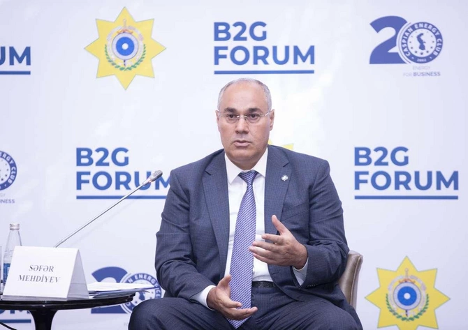 Səfər Mehdiyev: Gömrük-keçid məntəqələrinin buraxılış qabiliyyəti 3 dəfədən çox artıb Səfər Mehdiyev: Gömrük-keçid məntəqələrinin buraxılış qabiliyyəti 3 dəfədən çox artıb