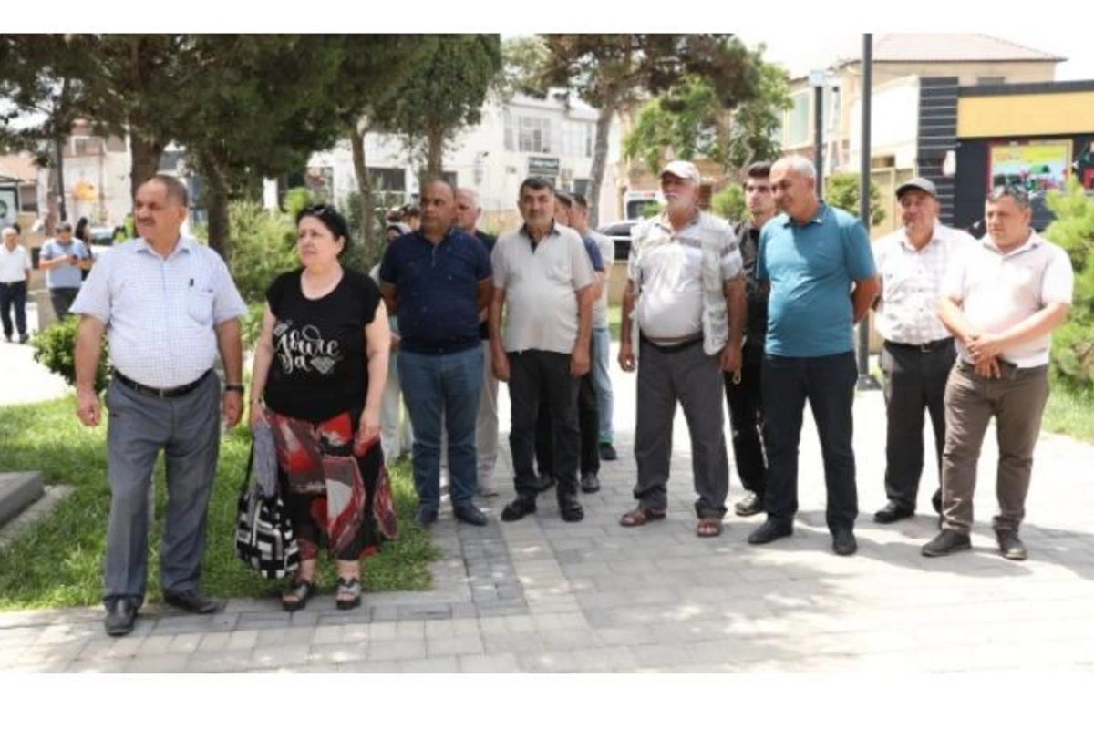 Xəzər rayonunda Azəriqazla bağlı müraciətlər dinlənildi — FOTOLAR