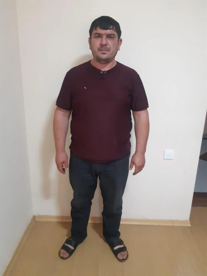 Samuxda avtoxuliqanlıq edən şəxs saxlanıldı — FOTO Samuxda avtoxuliqanlıq edən şəxs saxlanıldı — FOTO