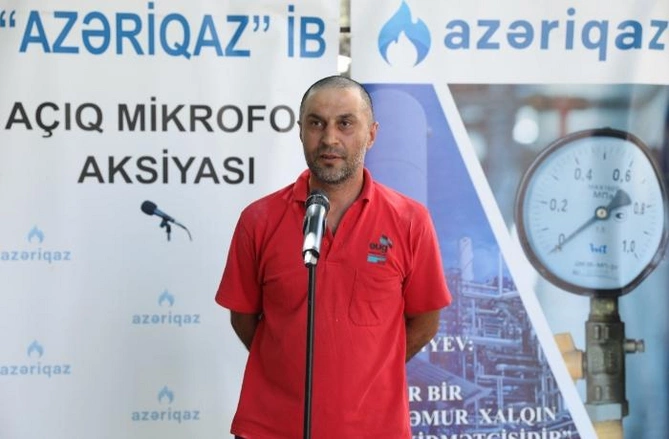 Növbəti Açıq mikrofon paytaxtın Nərimanov rayonunda quruldu — FOTOLAR Növbəti Açıq mikrofon paytaxtın Nərimanov rayonunda quruldu — FOTOLAR