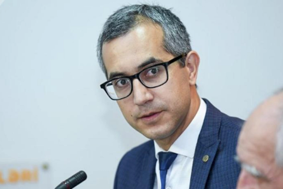 “Sualların satılması şərəfsizlikdir, vətənə xəyanətdir!” — Kamran Əsədov