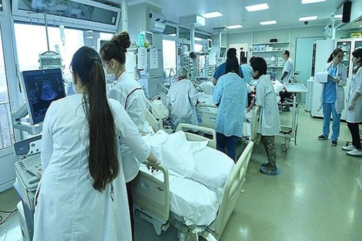 Azərbaycanda müəmmalı olay: Xəstəxanalıq olanların sayı 200-ü ötdü — YENİLƏNİB