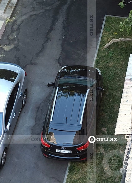 İcra başçısının maşını yaşıllıqları məhv edir — FOTO