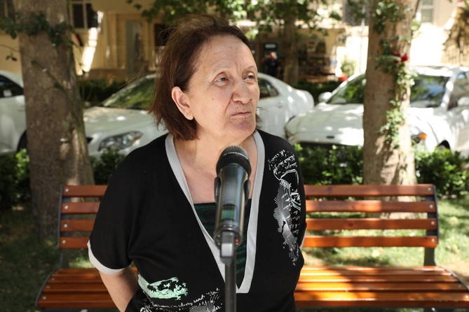 Yasamalda Açıq mikrofon aksiyası...— FOTOLAR