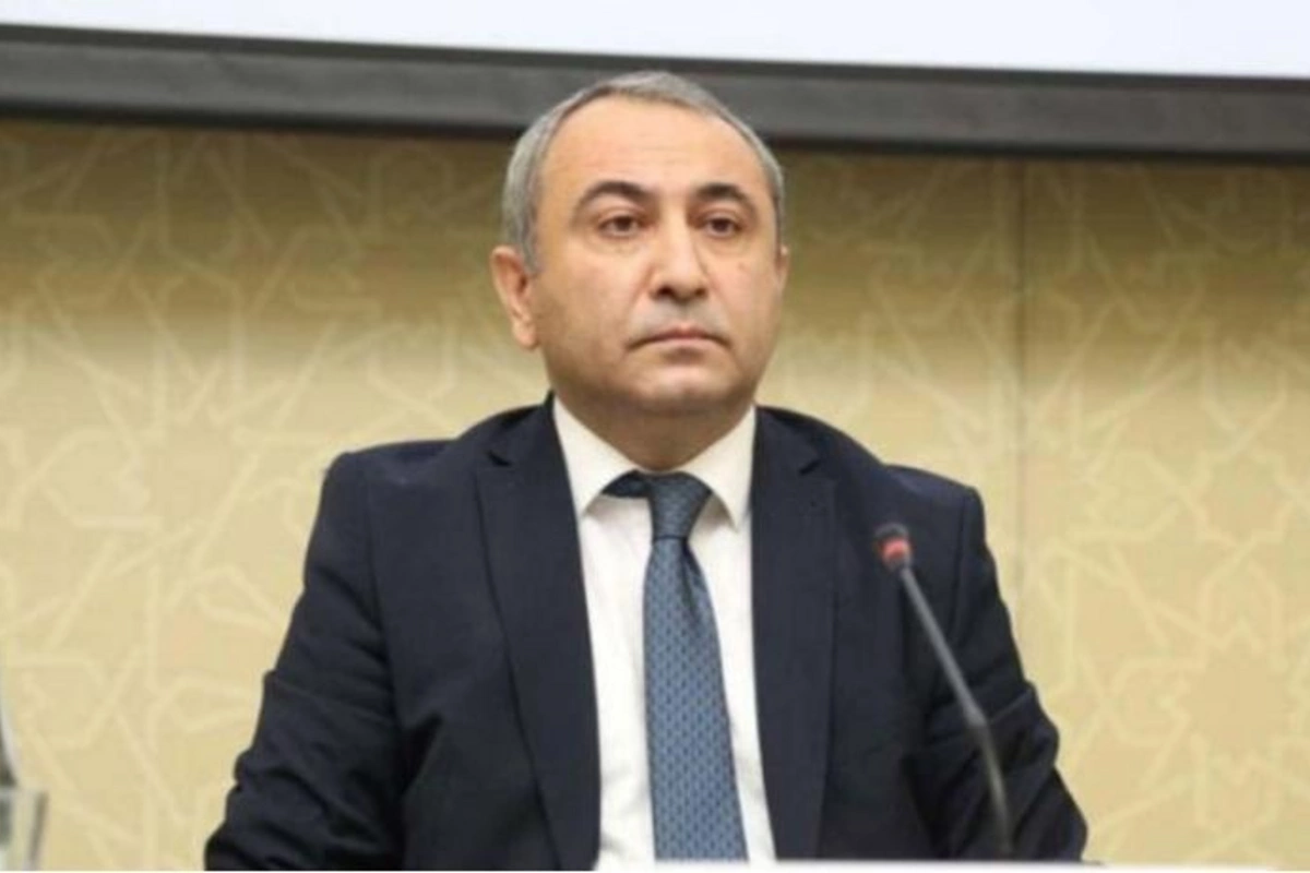 Anar Rzayev rəisi işdən çıxardı