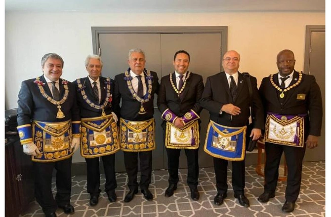 Böyük Mason Lojası Azərbaycanı Qarabağda qazanılmış qələbəyə görə təbrik etdi — FOTOLAR Böyük Mason Lojası Azərbaycanı Qarabağda qazanılmış qələbəyə görə təbrik etdi — FOTOLAR