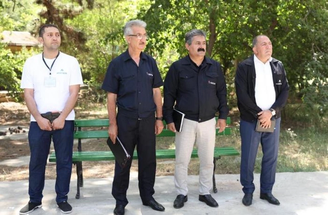 “Azəriqaz”ın məsul şəxsləri Binəqədi sakinlərinin müraciətlərini dinlədi “Azəriqaz”ın məsul şəxsləri Binəqədi sakinlərinin müraciətlərini dinlədi