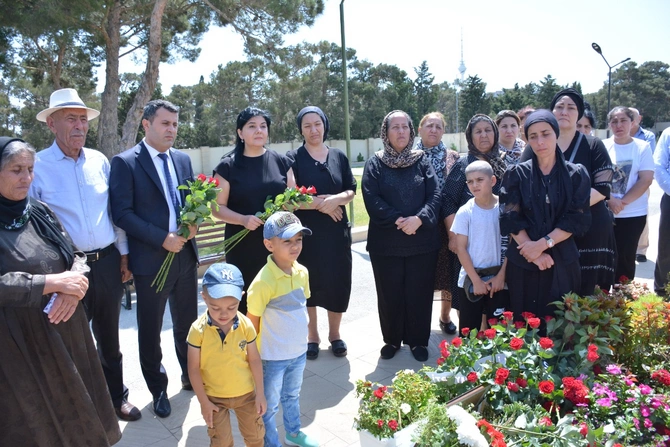 Abşeron rayonunda şəhidlərin doğum günü qeyd edilib Abşeron rayonunda şəhidlərin doğum günü qeyd edilib