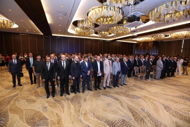 “Dərinləşən media islahatları: Yeni hədəflərə doğru” mövzusunda konfrans keçirildi — FOTOLAR