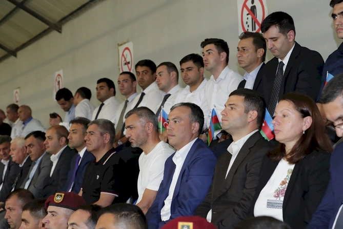 Protezlə təmin edilmiş qazilər futbol oynadı — FOTOLAR