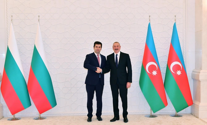 İlham Əliyevin Bolqarıstanın baş naziri ilə təkbətək görüşü keçirildi — YENİLƏNİB İlham Əliyevin Bolqarıstanın baş naziri ilə təkbətək görüşü keçirildi — YENİLƏNİB