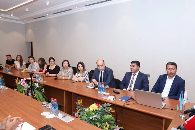 Azəriqaz İB-nin baş direktoru media nümayəndələri ilə görüş keçirdi — FOTOLAR