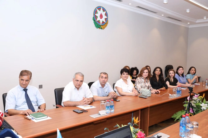 Azəriqaz İB-nin baş direktoru media nümayəndələri ilə görüş keçirdi — FOTOLAR