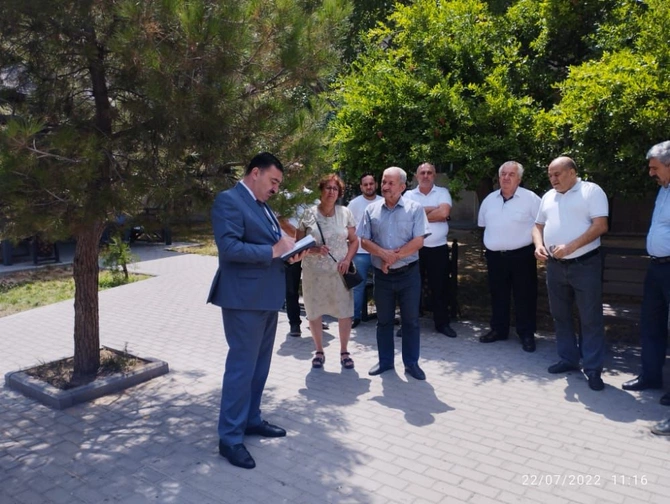 “Açıq mikrofon” aksiyasında sahibkarların problemləri dinlənildi — FOTOLAR “Açıq mikrofon” aksiyasında sahibkarların problemləri dinlənildi — FOTOLAR