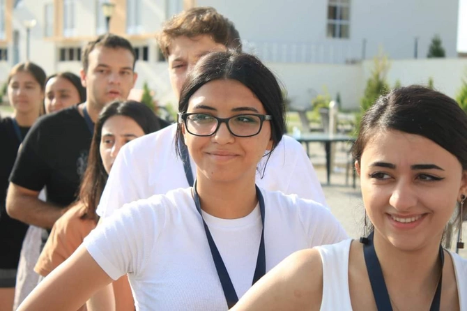 “Gənc Liderlər üçün Yay Universiteti”nin dördüncü günü başa çatdı — FOTOLAR